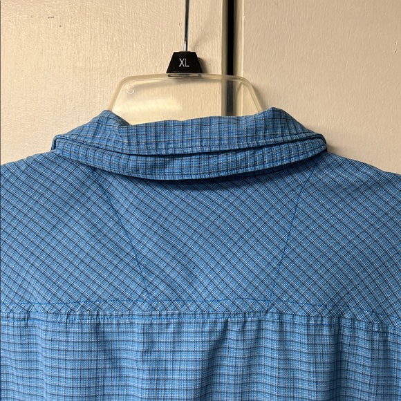 Columbia Blue Plaid Short Sleeve Button-Up - Picture 8 of 9